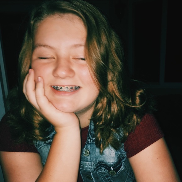 Meet your Posher, Lacie - Picture 1 of 1